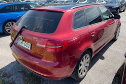 Punainen Audi A3 2009 kuva 14.
