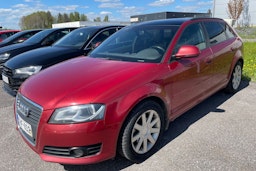 Punainen Audi A3 2009 kuva 15.