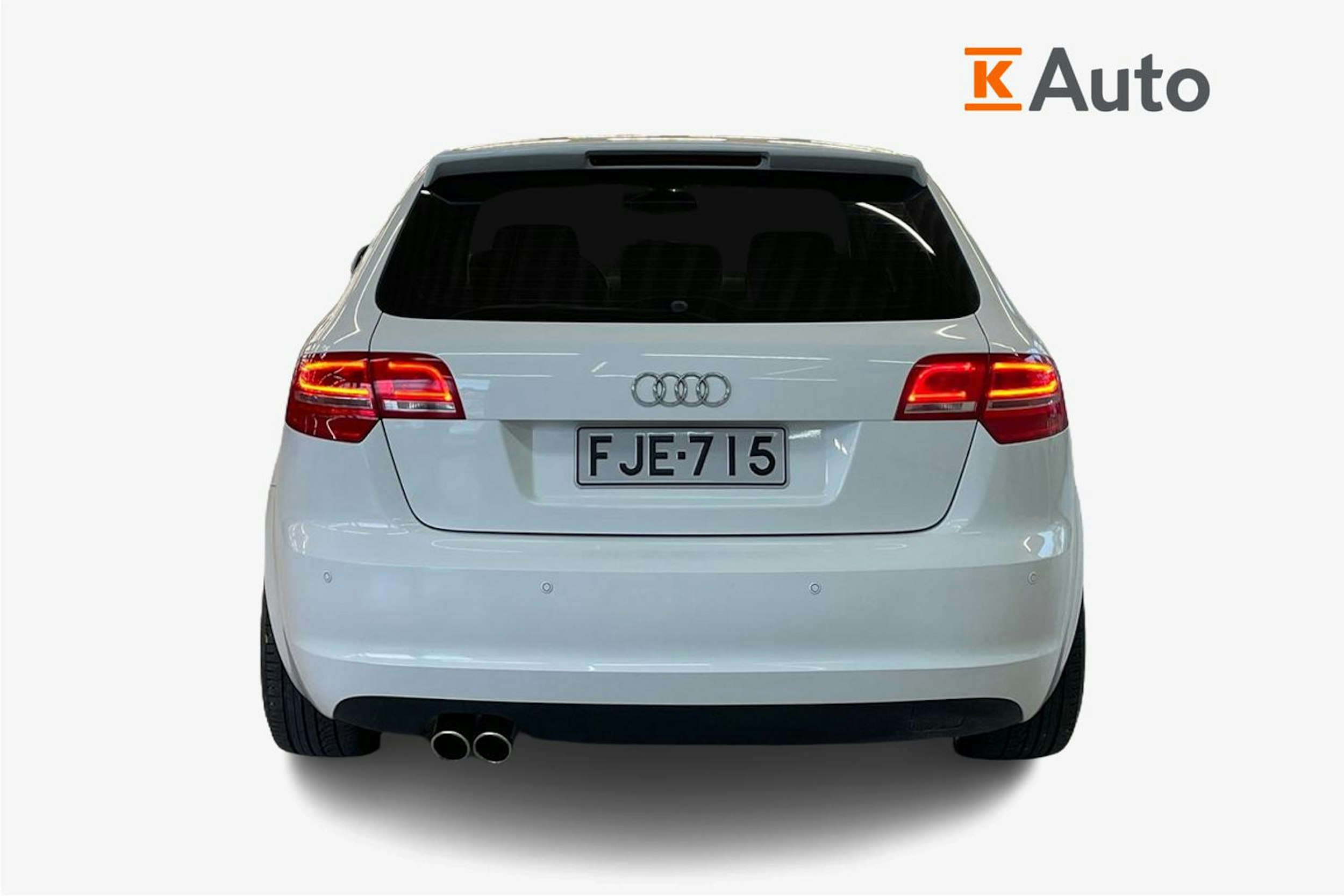 Valkoinen Audi A3 2009 kuva 3.