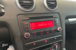 Valkoinen Audi A3 2009 kuva 15.