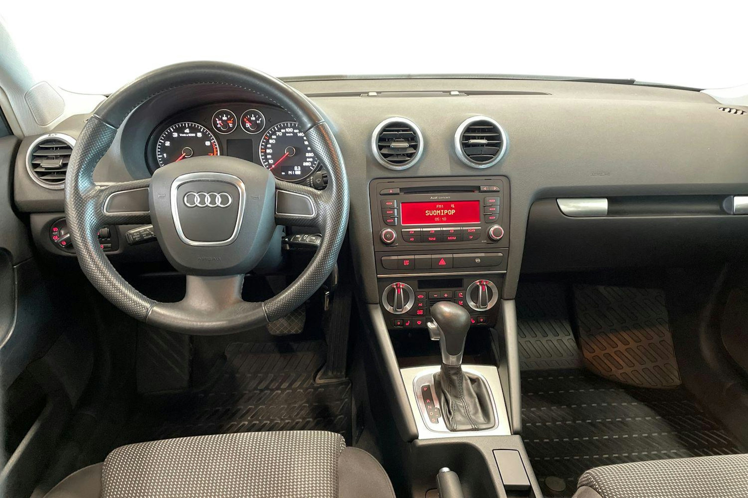 valkoinen Audi A3 2009 kuva 9.