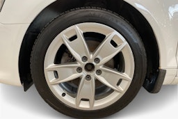 valkoinen Audi A3 2009 kuva 11.