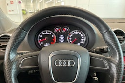 valkoinen Audi A3 2009 kuva 15.