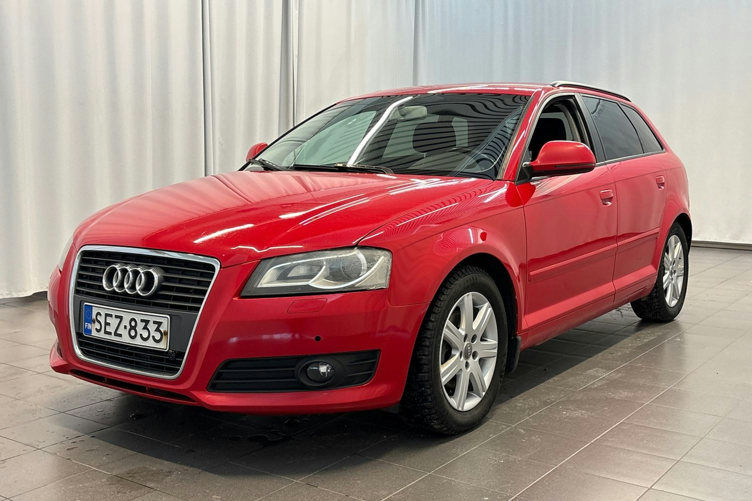 Punainen Audi A3 2009 kuva 3.
