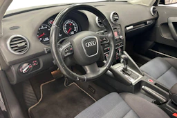 sininen Audi A3 2009 kuva 6.