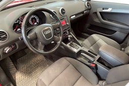 punainen Audi A3 2009 kuva 7.