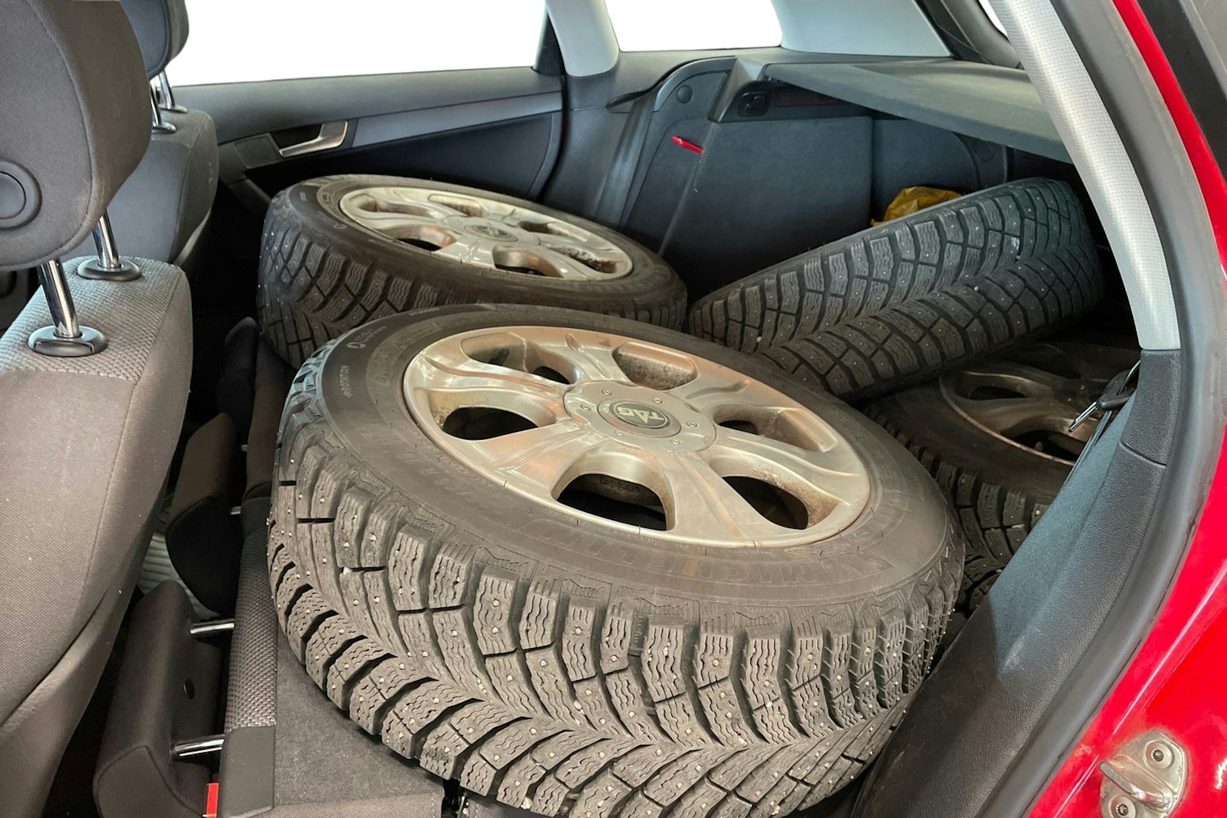 punainen Audi A3 2009 kuva 10.