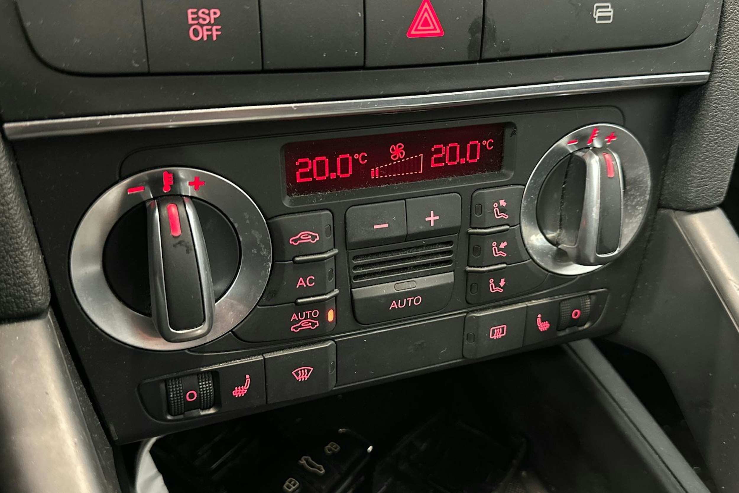Harmaa Audi A3 2009 kuva 19.