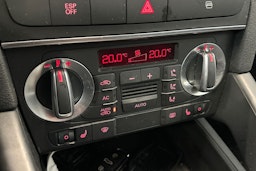 Harmaa Audi A3 2009 kuva 19.