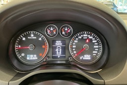 valkoinen Audi A3 2010 kuva 14.