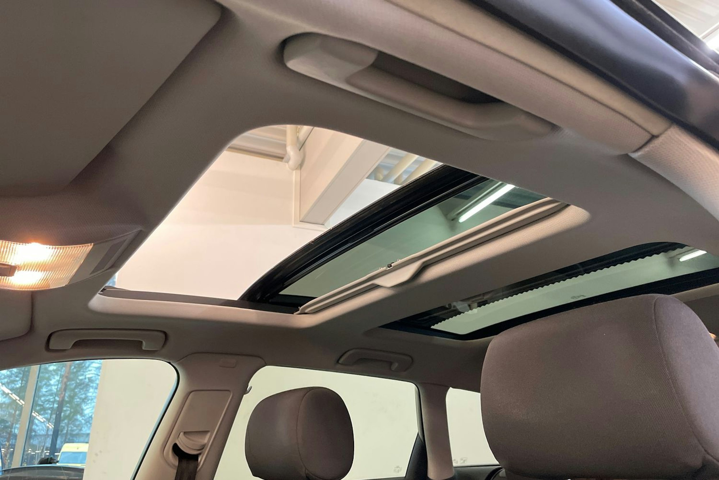 valkoinen Audi A3 2010 kuva 19.