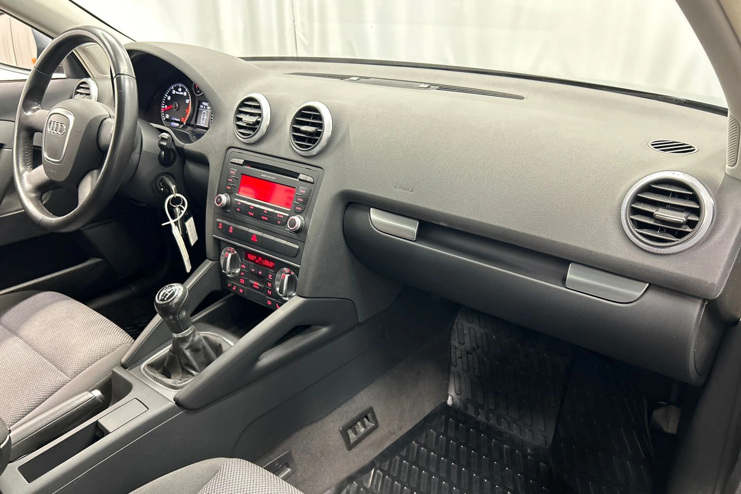 harmaa Audi A3 2010 kuva 12.