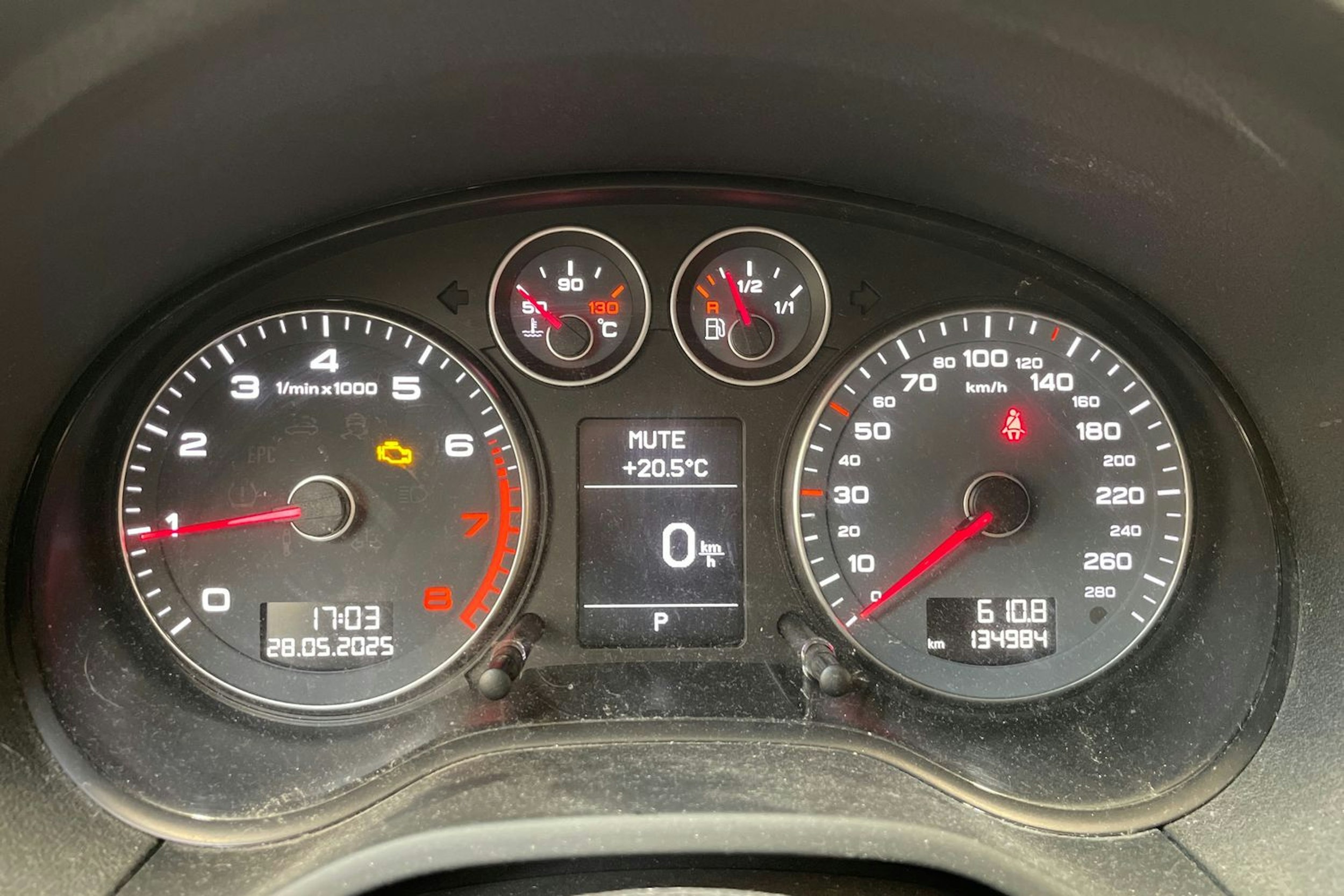 harmaa Audi A3 2010 kuva 13.