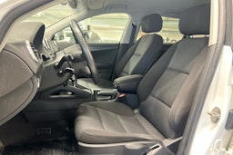 valkoinen Audi A3 2010 kuva 6.