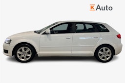valkoinen Audi A3 2010 kuva 6.