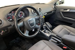 valkoinen Audi A3 2010 kuva 7.