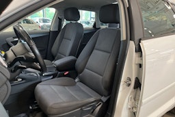 valkoinen Audi A3 2010 kuva 14.