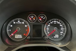 valkoinen Audi A3 2010 kuva 21.