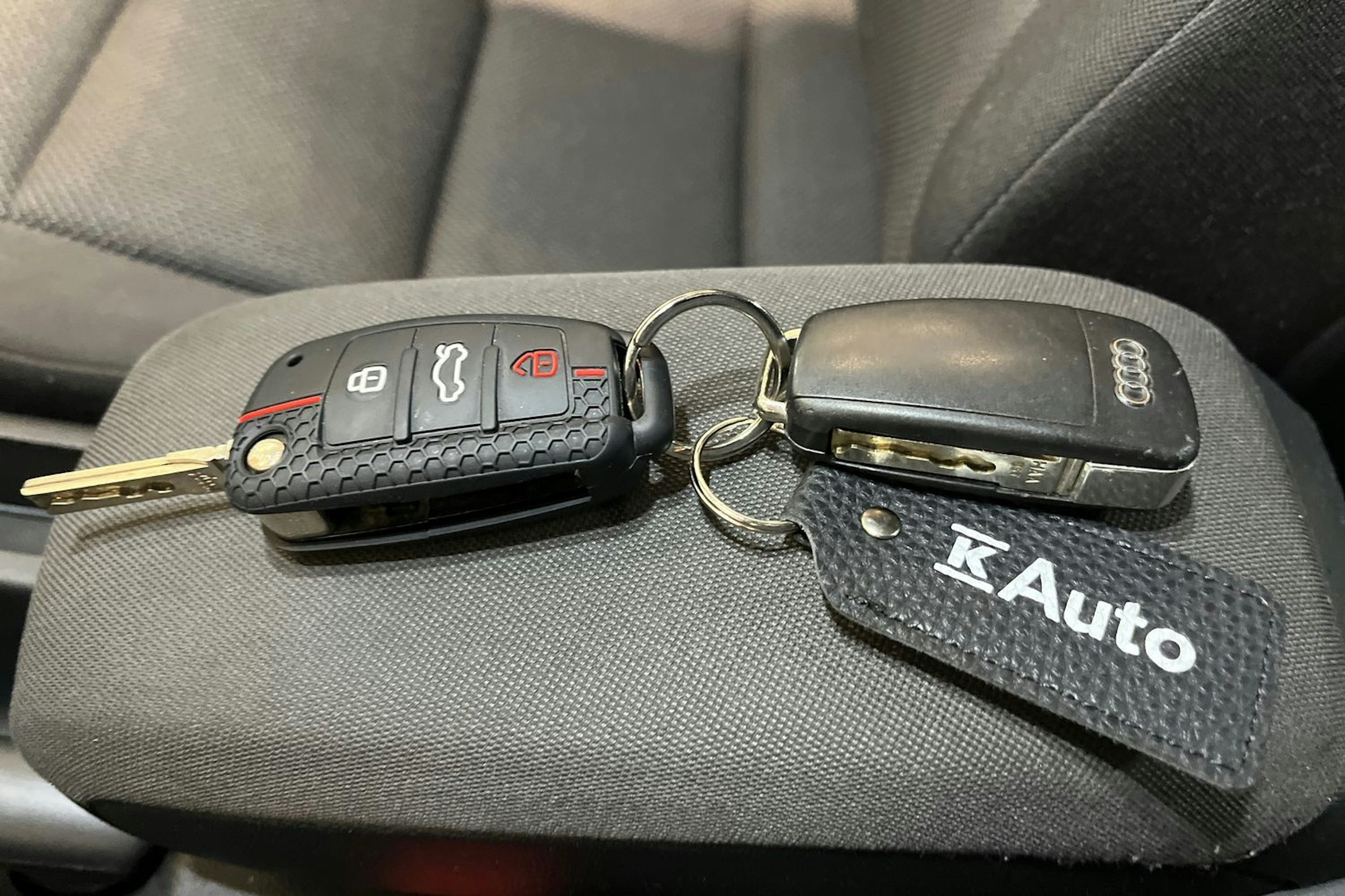 valkoinen Audi A3 2010 kuva 22.