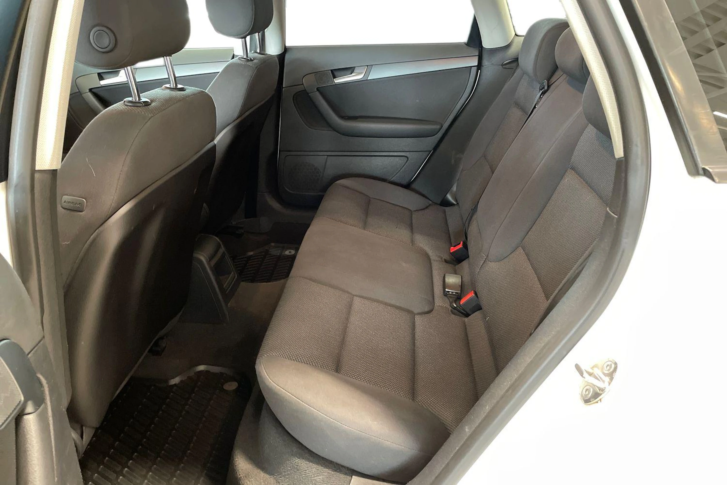 valkoinen Audi A3 2011 kuva 8.