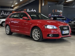 punainen Audi A3 2010 kuva 1.