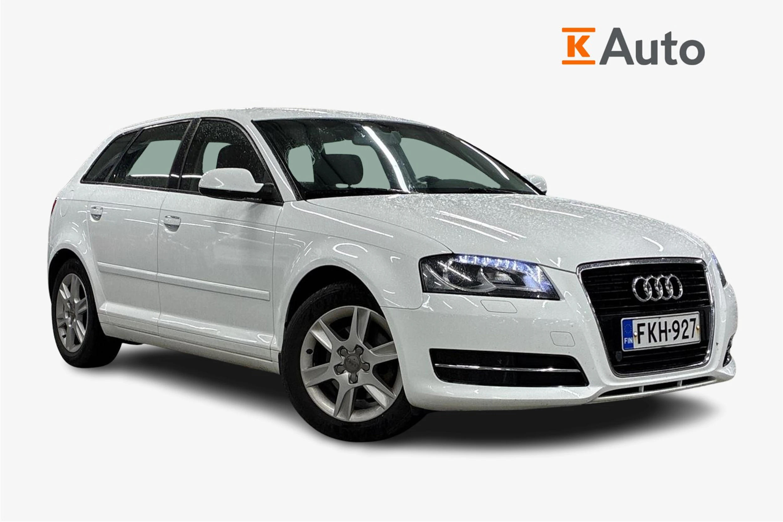 valkoinen Audi A3 2011 kuva 1.