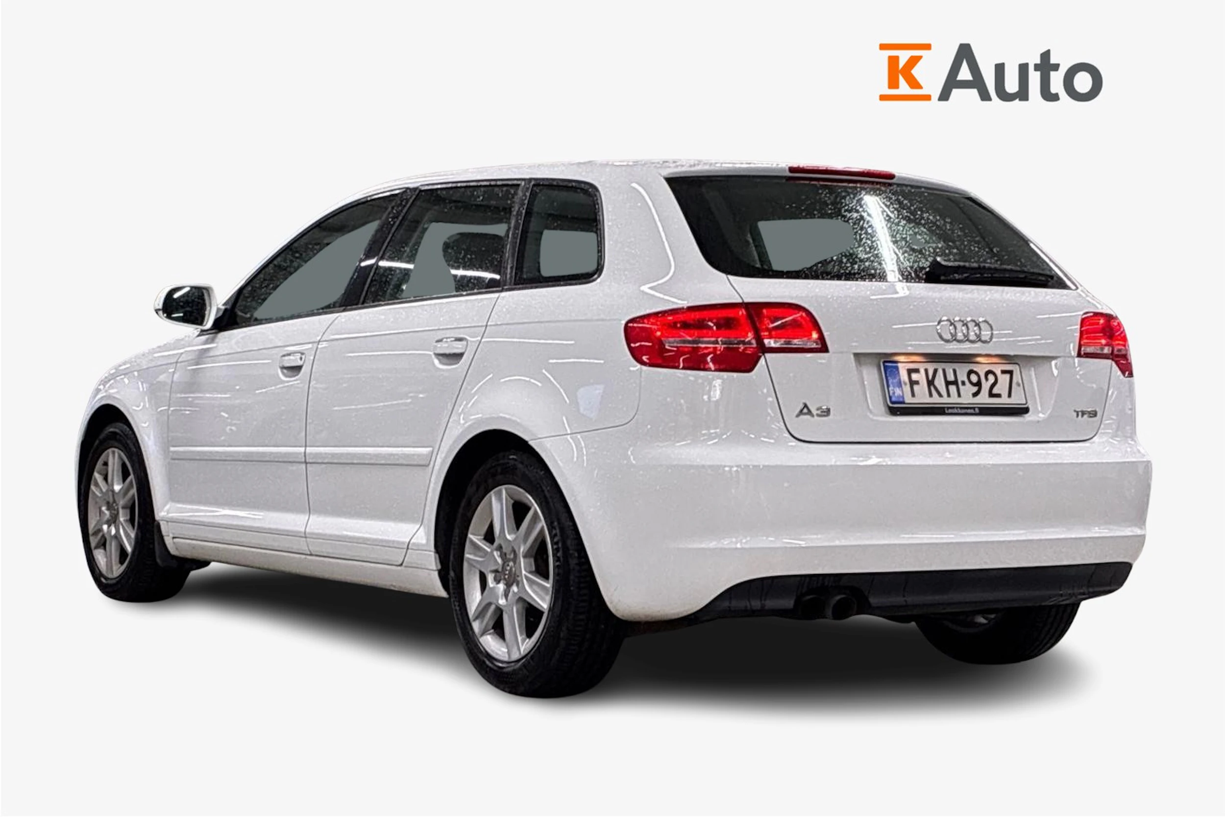 valkoinen Audi A3 2011 kuva 2.
