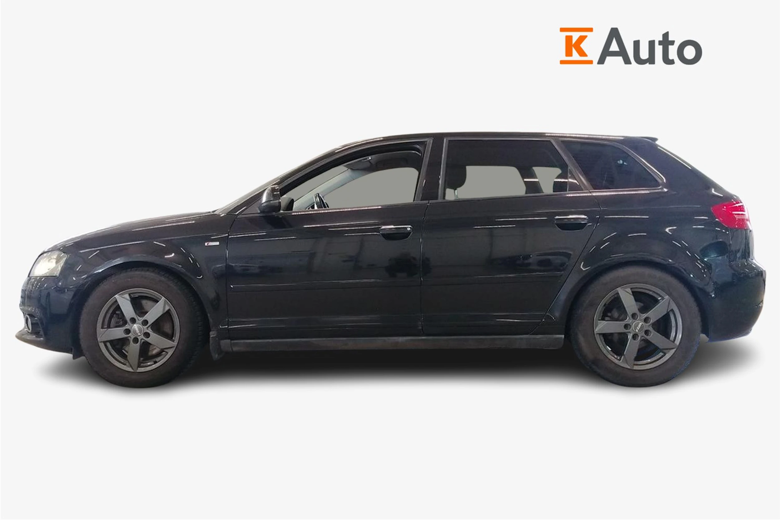 musta Audi A3 2011 kuva 5.