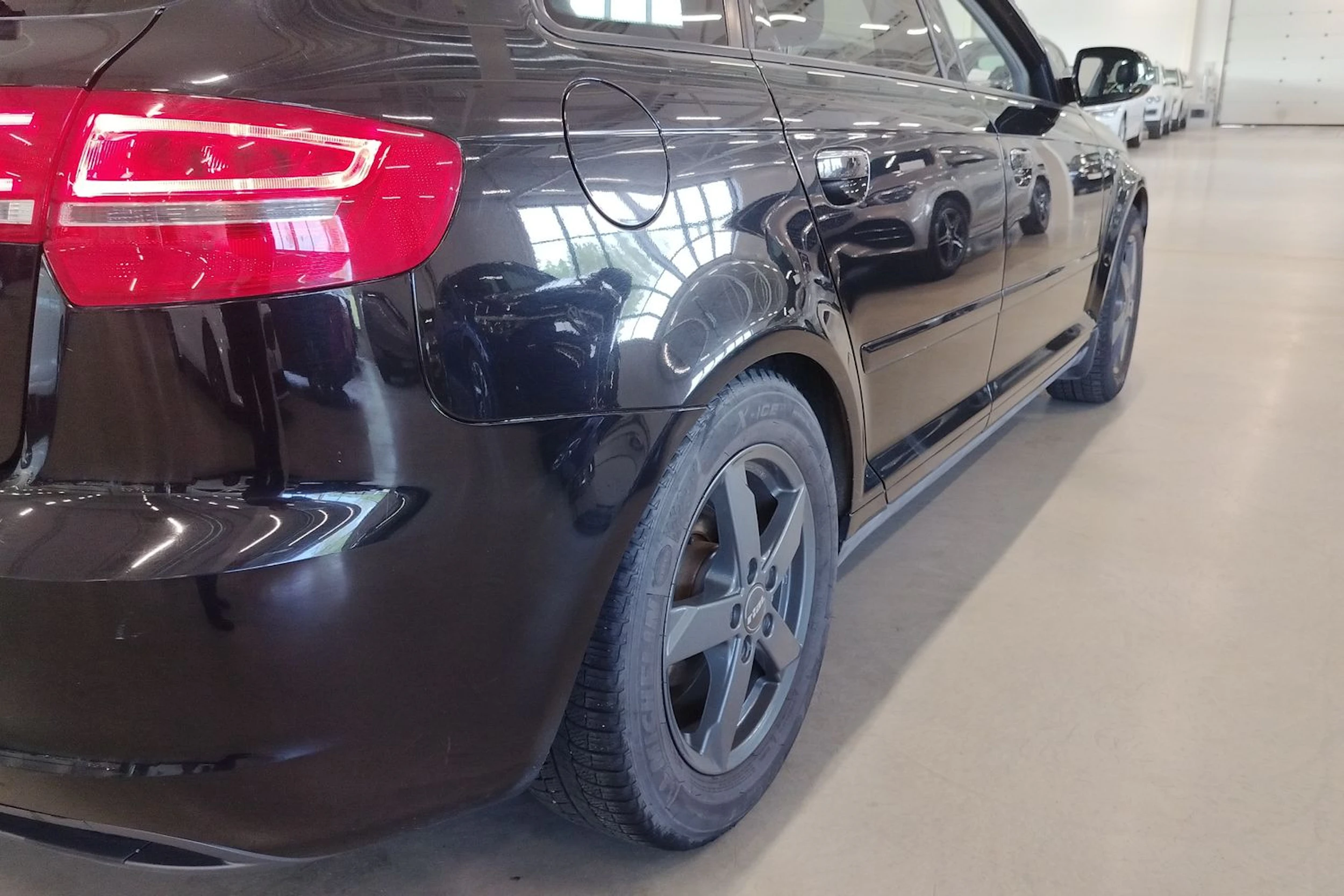 musta Audi A3 2011 kuva 14.