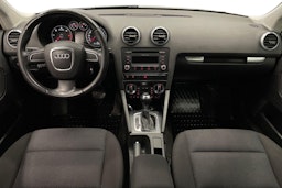 Musta Audi A3 2011 kuva 9.