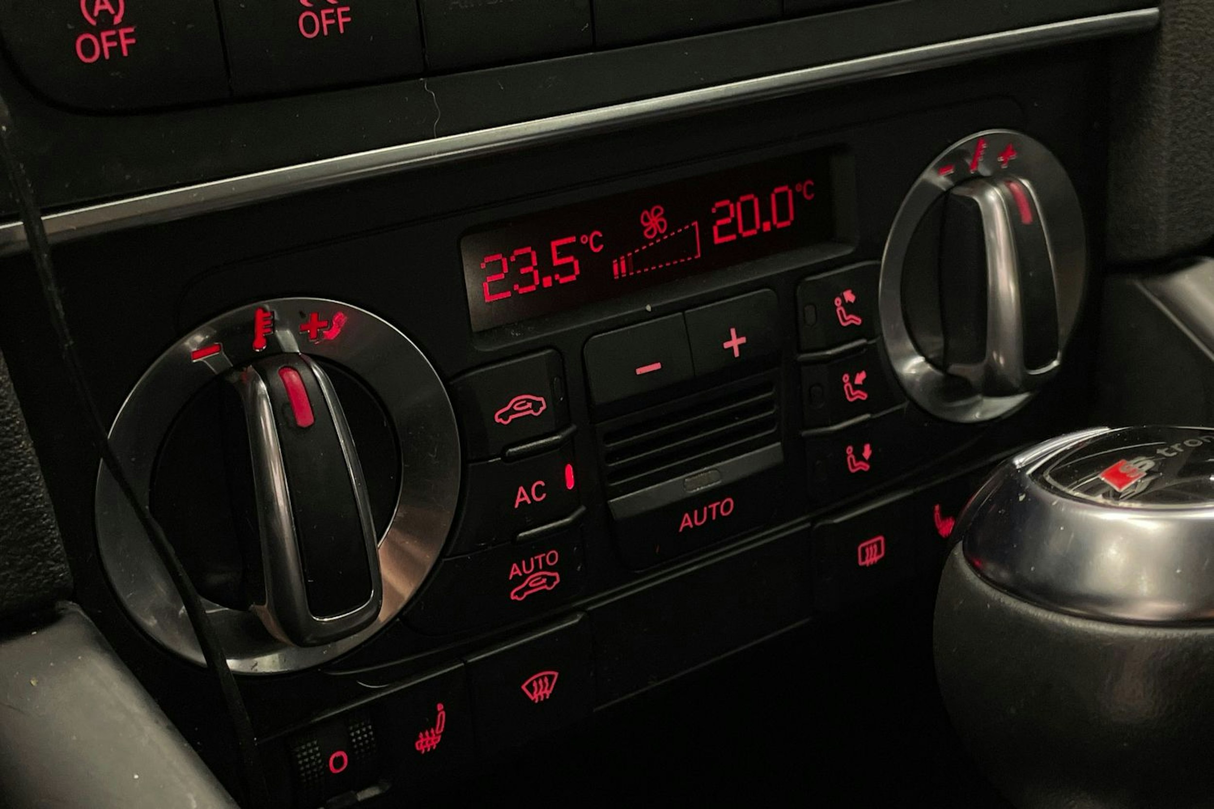 Musta Audi A3 2011 kuva 18.