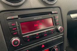 valkoinen Audi A3 2011 kuva 17.