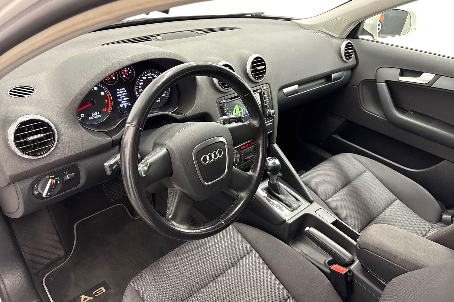 Audi A3 2011, photo 6/18
