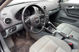 harmaa Audi A3 2011 kuva 3.