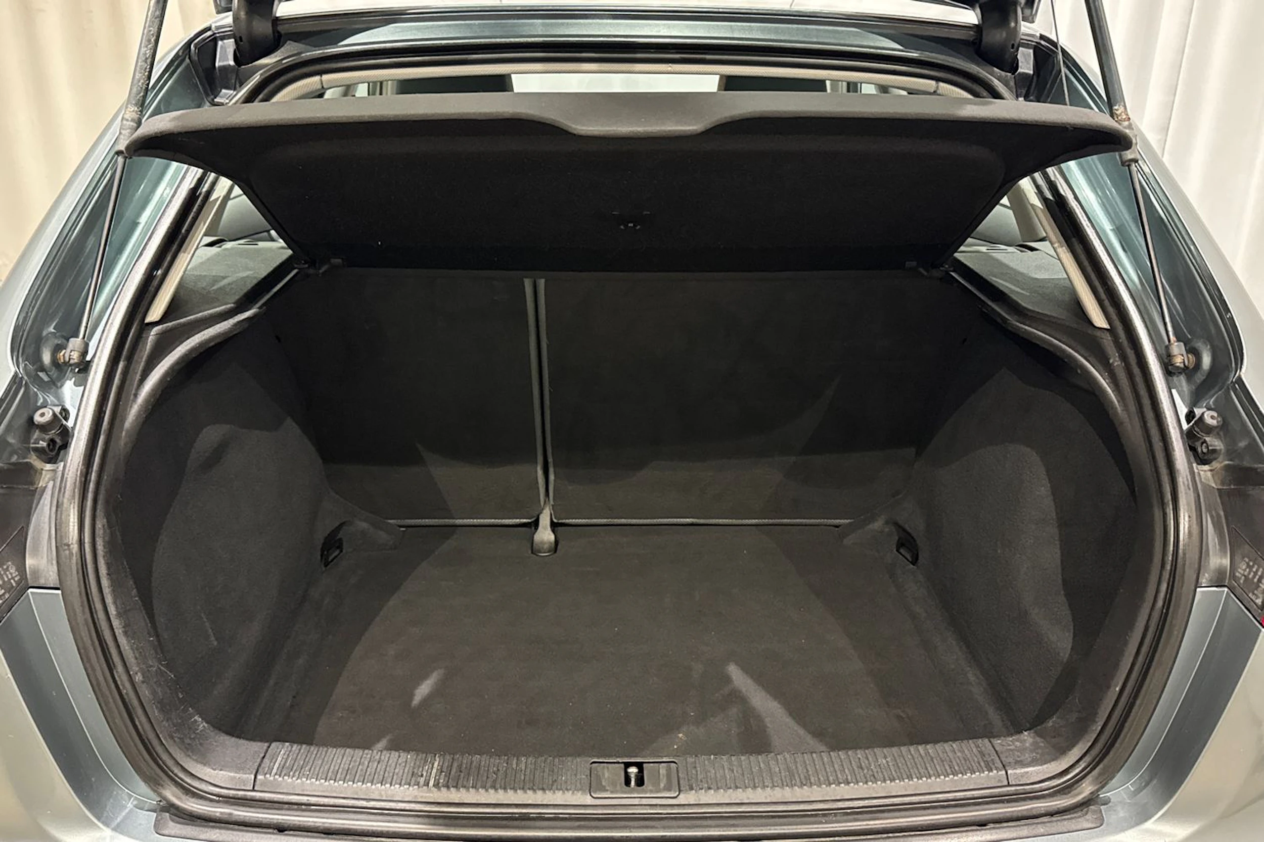 harmaa Audi A3 2011 kuva 16.