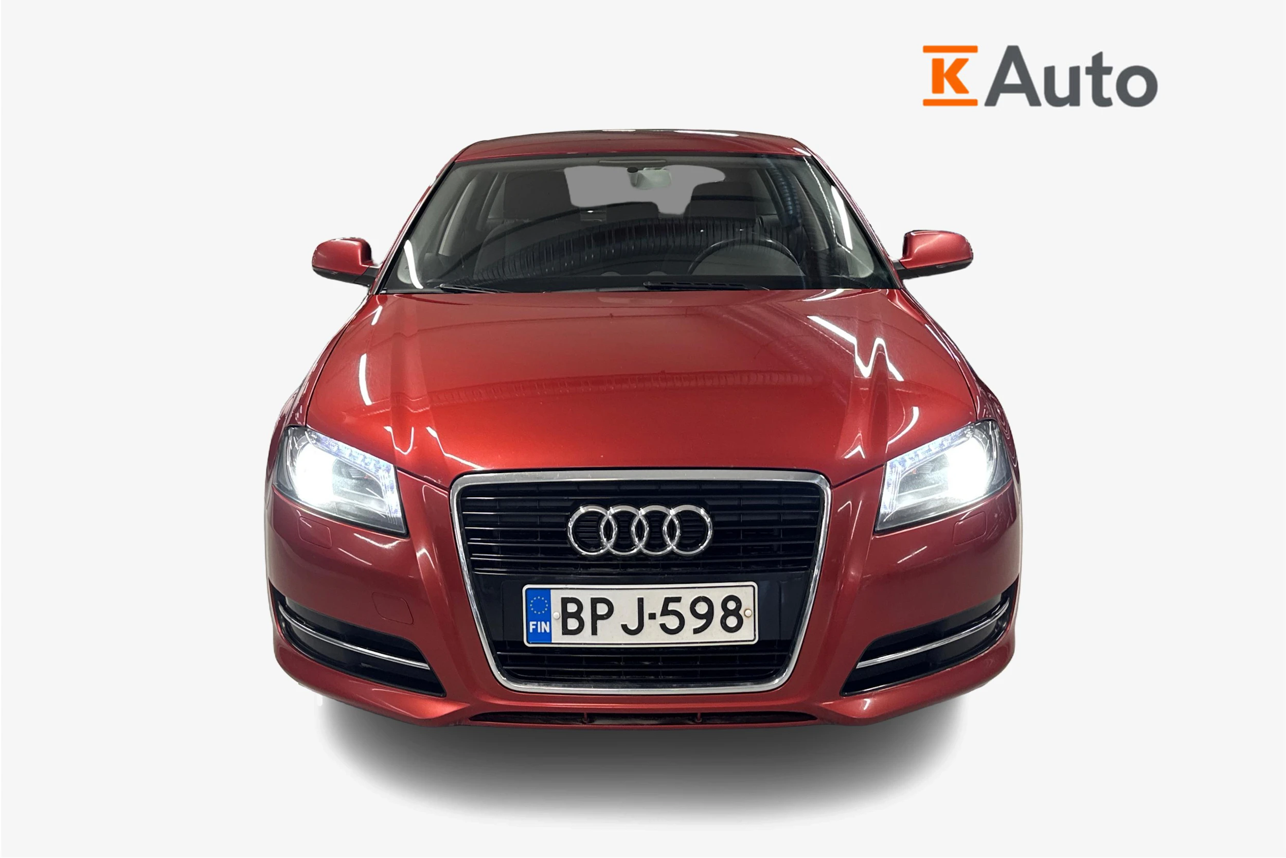 Punainen Audi A3 2012 kuva 4.