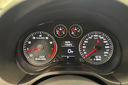 Punainen Audi A3 2012 kuva 12.