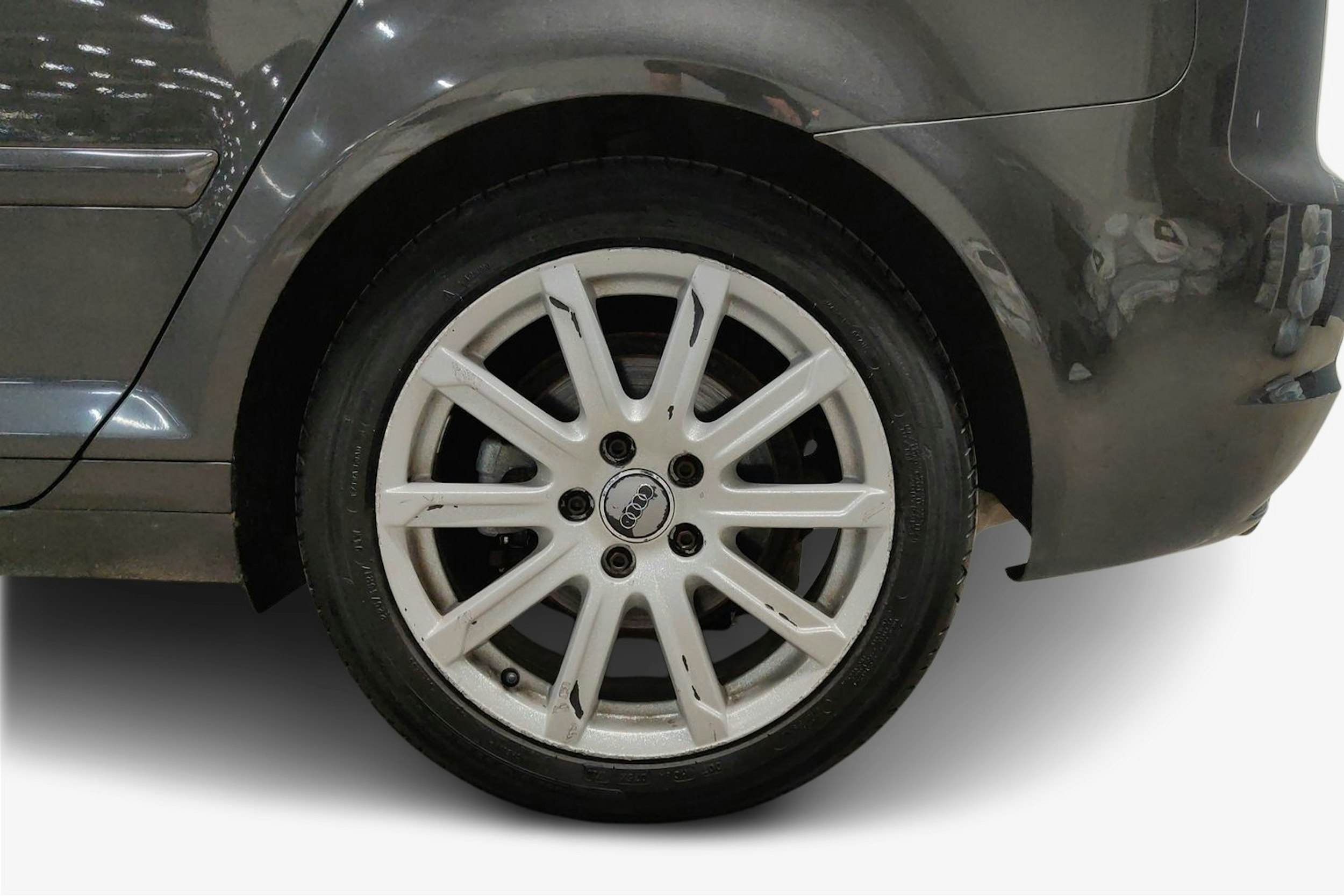 Harmaa Audi A3 2012 kuva 11.