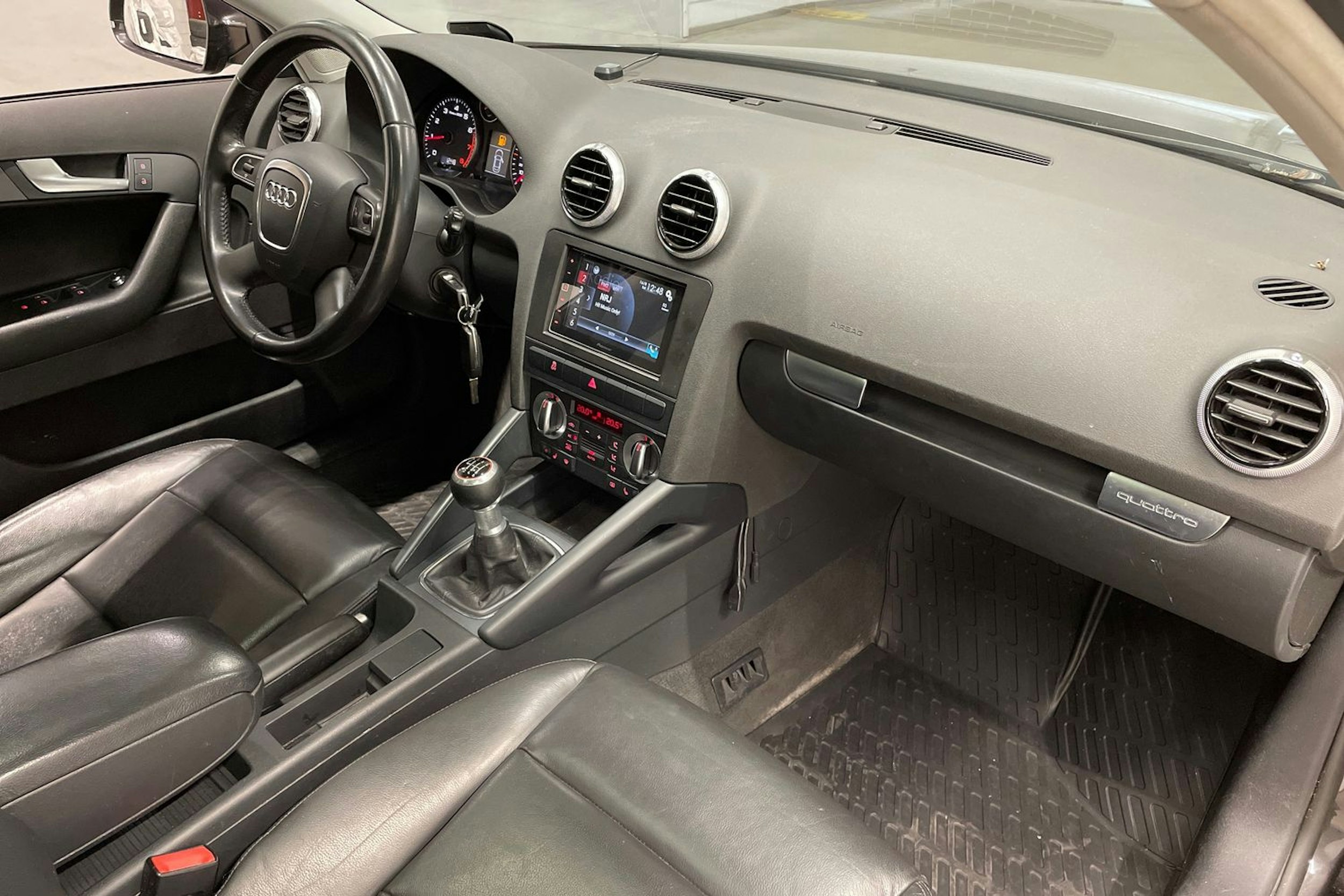 Harmaa Audi A3 2012 kuva 24.