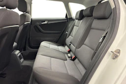 valkoinen Audi A3 2012 kuva 14.