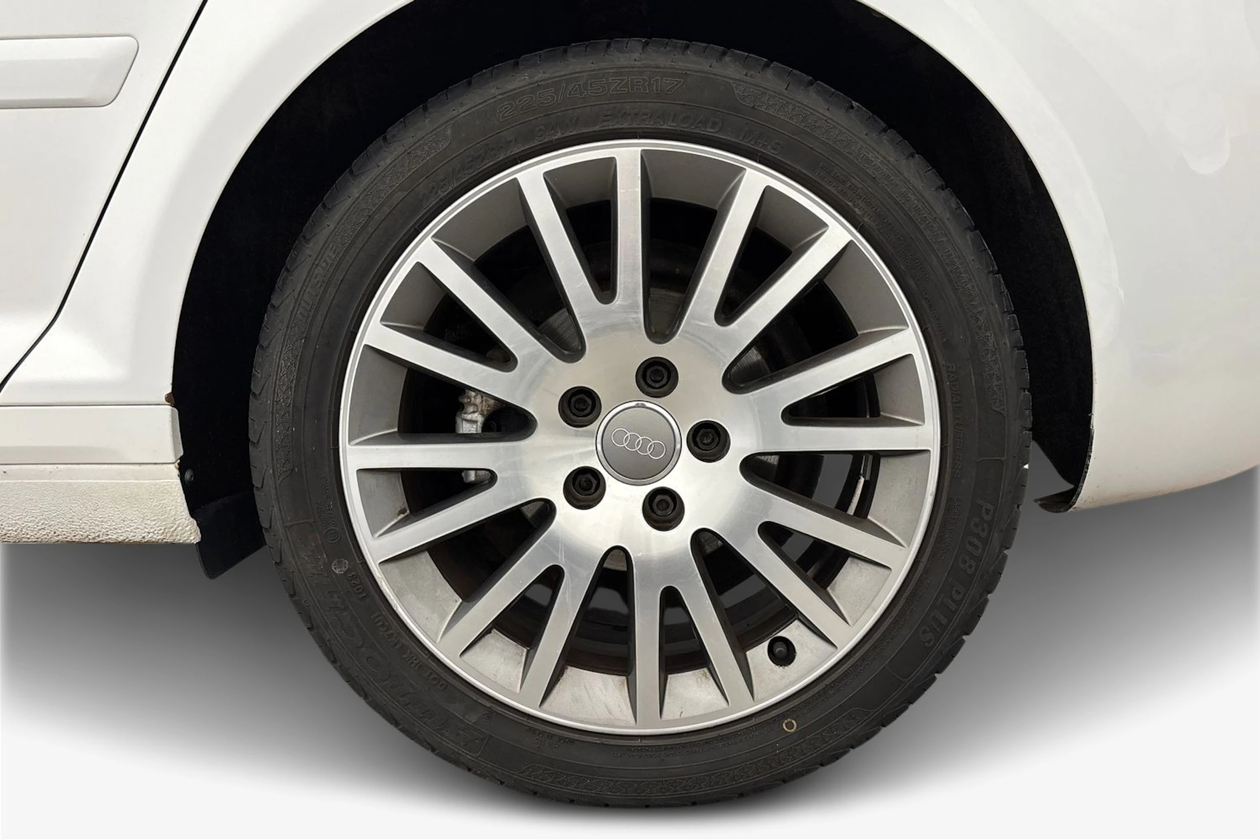 valkoinen Audi A3 2012 kuva 15.