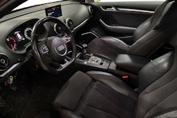 punainen Audi A3 2012 kuva 3.