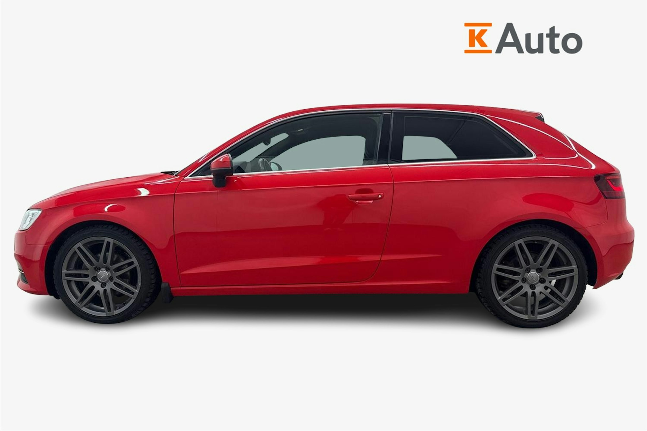 punainen Audi A3 2012 kuva 5.