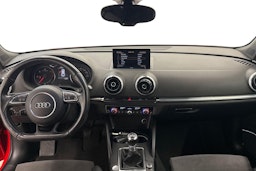 punainen Audi A3 2012 kuva 7.