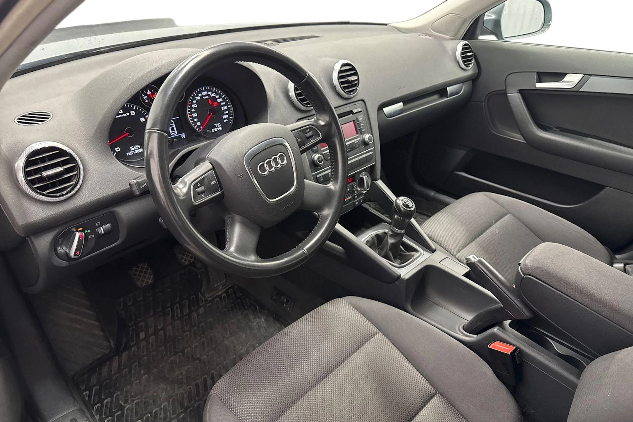 harmaa Audi A3 2012 kuva 6.