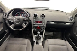 harmaa Audi A3 2012 kuva 7.