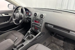 harmaa Audi A3 2012 kuva 11.