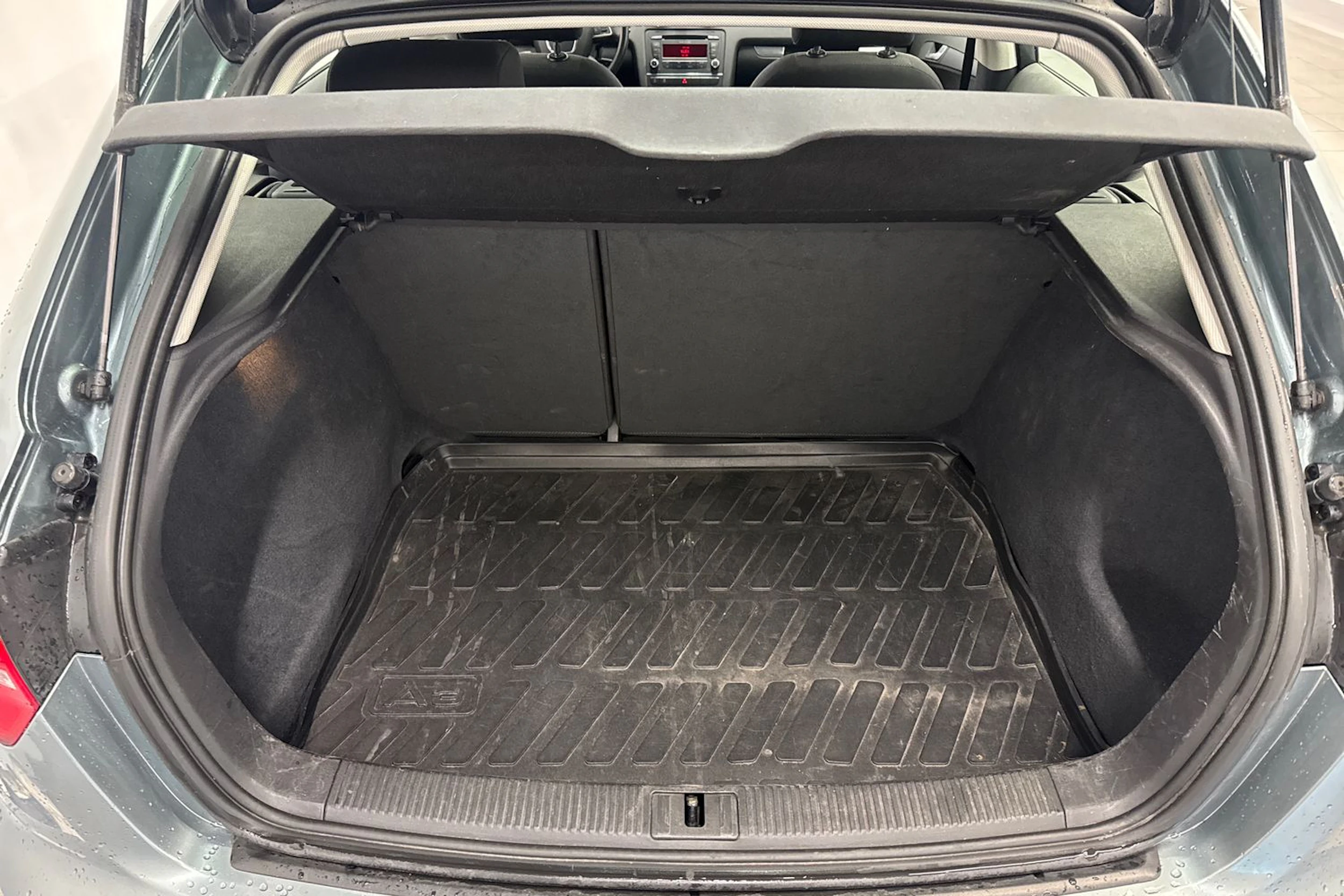 harmaa Audi A3 2012 kuva 12.