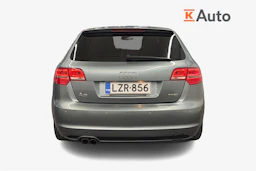 harmaa Audi A3 2012 kuva 3.