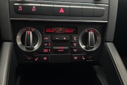 valkoinen Audi A3 2012 kuva 21.